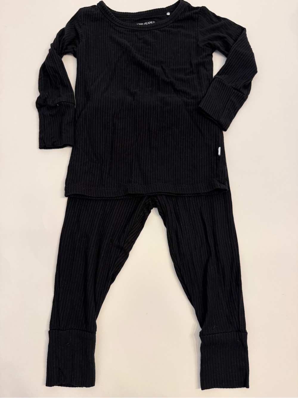 Posh Peanut Black Ribbed Kids Pajama Set size 12/18 months